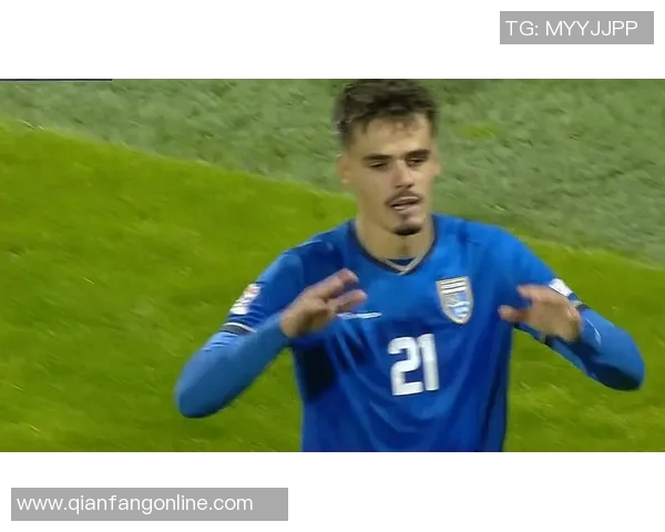 厄斯布鲁与天狼星的激烈对决揭示足球战术与团队协作的完美结合